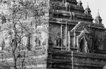 sulamani temple bagan.jpg